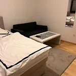 Zentrale Und Gepflegte Wohnung In Nuernberg
