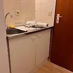Zentrale Und Gepflegte Wohnung In Nuernberg